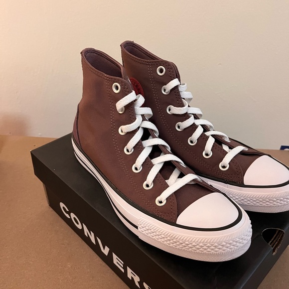 Converse All Star High-Tops in dark Burgundy - Picture 6 of 10